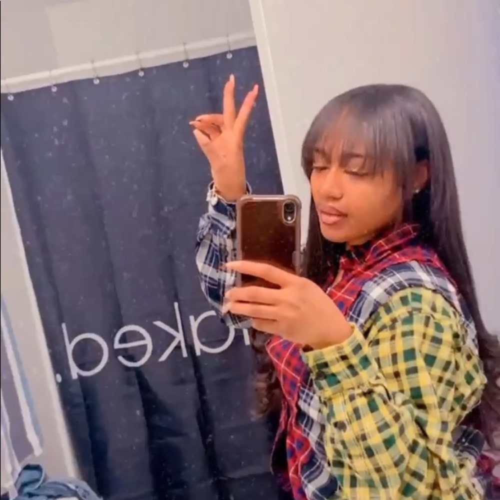 Meet your Posher, Taliah